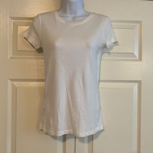 GAP, crew neck white T,.  Never worn, no staining or pitting, Small